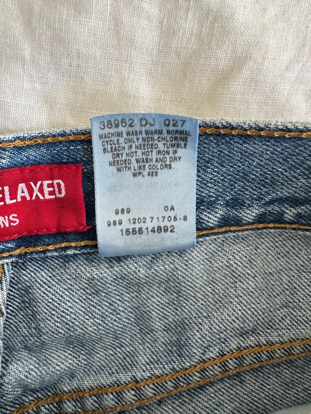 Levi’s 550 Relaxed Fit Tapered Leg Jeans Vintage Y2K Light Wash - Picture 9 of 12